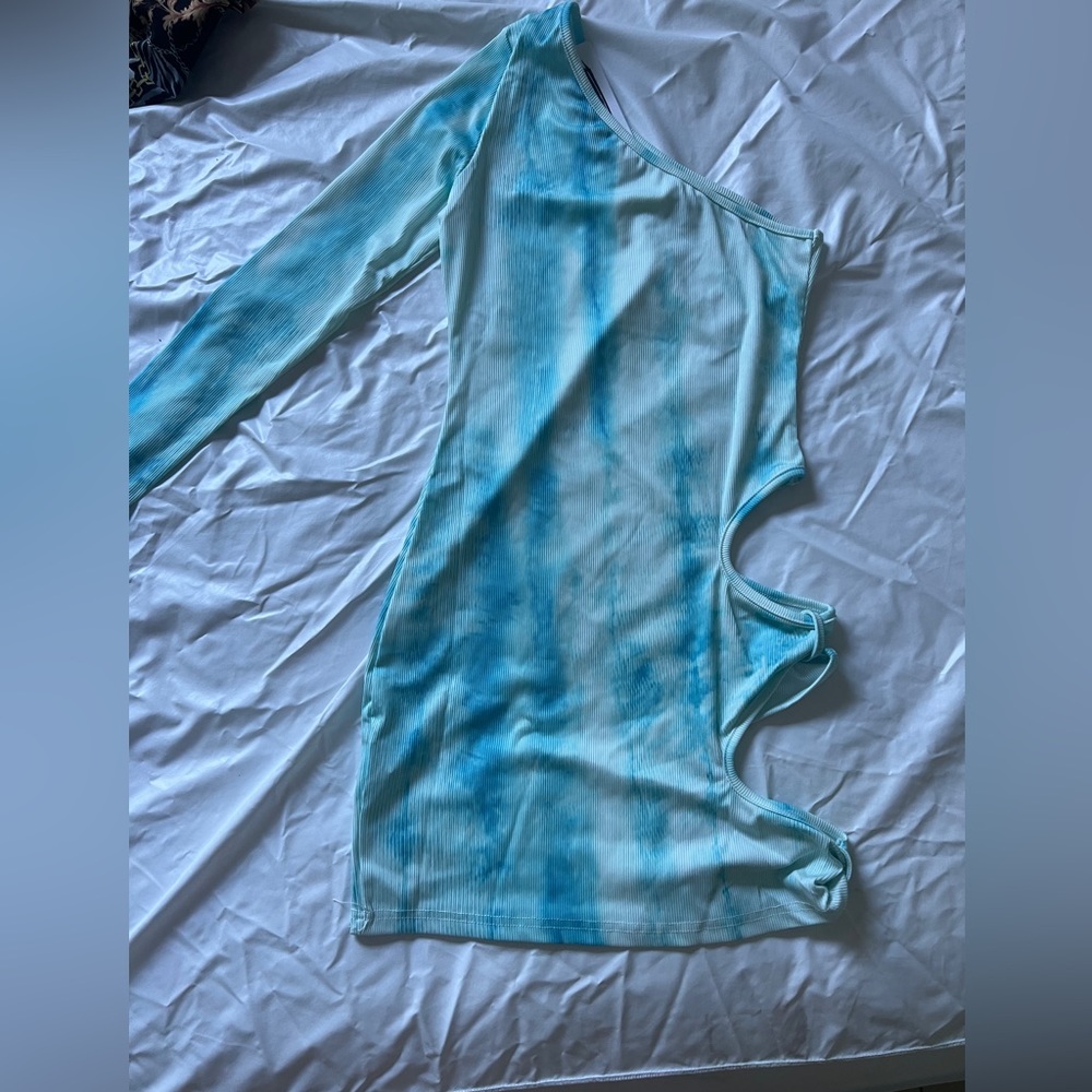Cut out dress